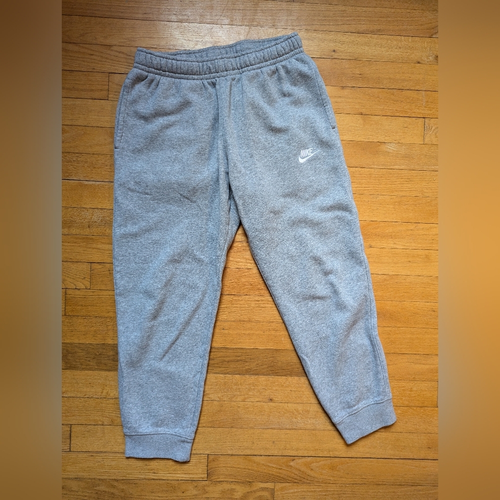 EUC Nike Jogger Sweatpants Small